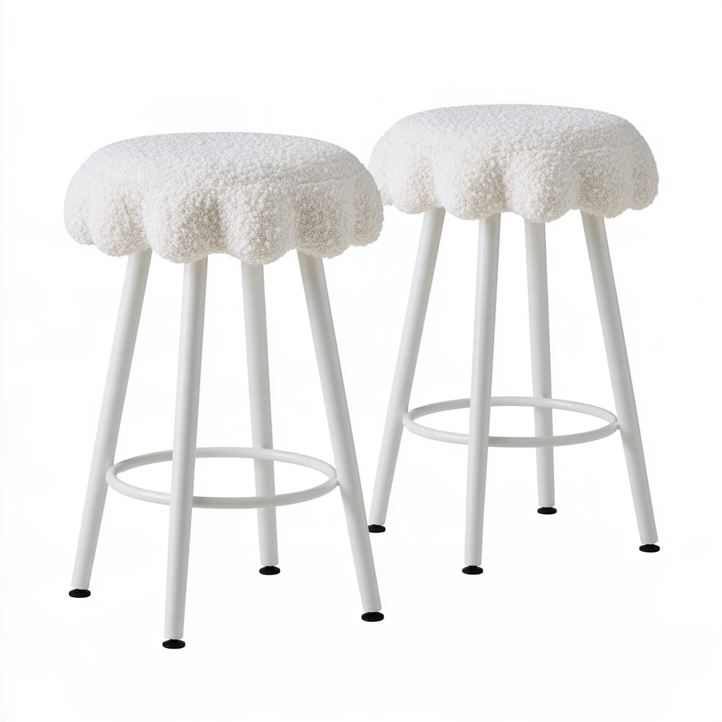 Ensemble de deux tabourets de bar aux lignes épurées, coloris gris